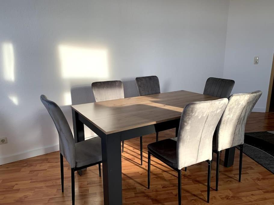 Moderne Nahe Bahnhof Und Dem Goitzschesee Apartment Bitterfeld-Wolfen