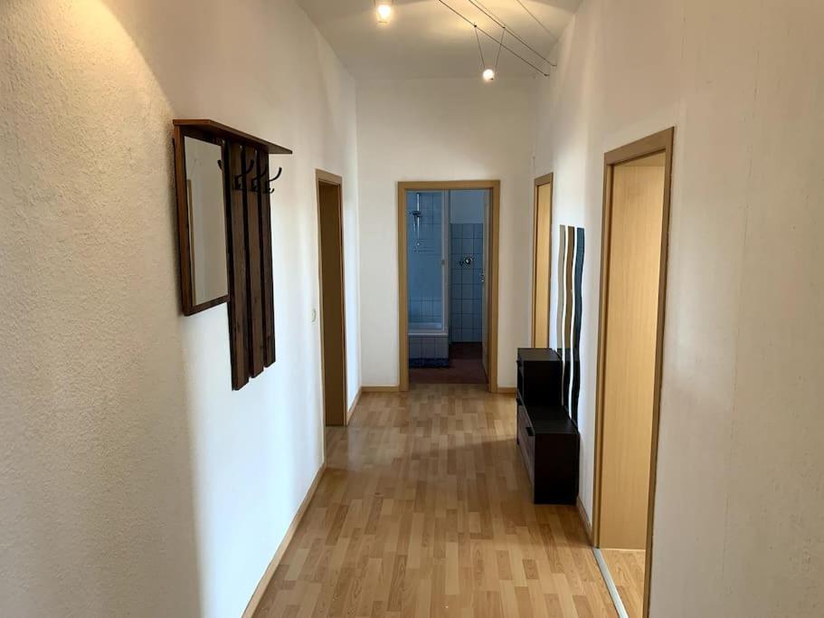 Moderne Nahe Bahnhof Und Dem Goitzschesee Apartment